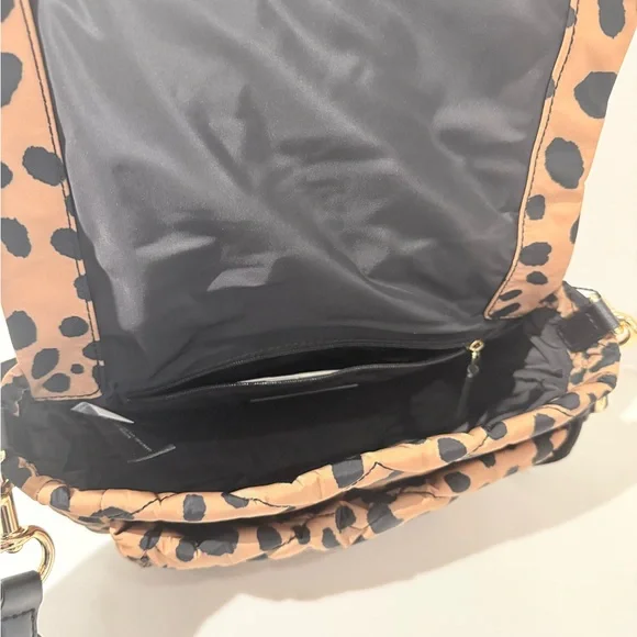 NWT Marc Jacobs quilted messenger bag - Picture 5 of 8